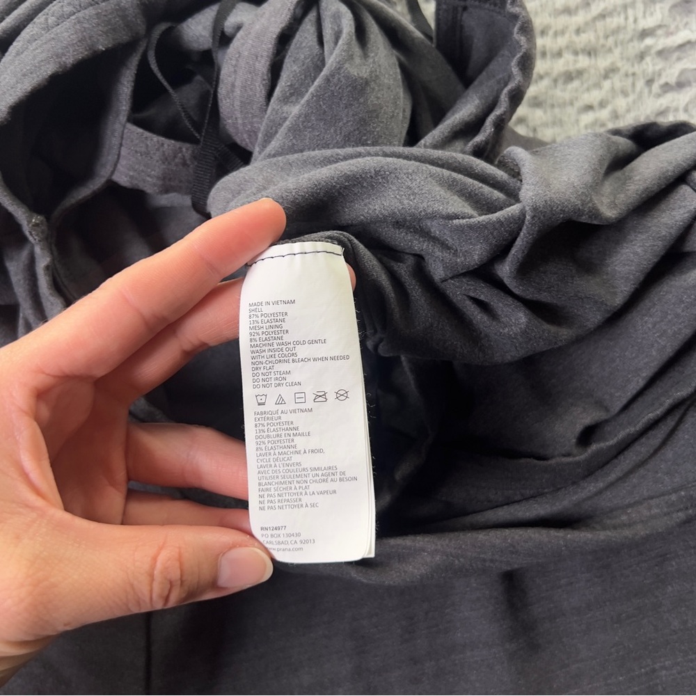 Prana Inigma Jumpsuit Womens Large Gray Sleeveless Athletic Comfy Preppy - Picture 7 of 9